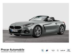 Grau Gebraucht 2023 BMW Z4 Cabrio | 39.490 € (Fairer Preis)