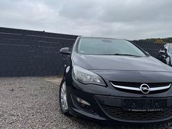Schwarz Gebraucht 2014 Opel Astra Style Limousine | 4.800 € (Guter Preis)