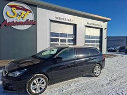 Schwarz perla nera/metallic Gebraucht 2018 Peugeot 308 Active Kombi | 9.765 € (Fairer Preis)