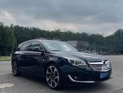 Grün Gebraucht 2015 Opel Insignia Business Kombi | 12.500 € (Etwas zu teuer)