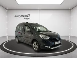 Grau Gebraucht 2015 Dacia Dokker Stepway Van | 8.250 € (Fairer Preis)