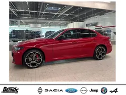 Rot Gebraucht 2023 Alfa Romeo Giulia Competizione Limousine | 39.680 €