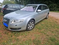Grau Gebraucht 2005 Audi A6 Kombi | 1.990 € (Superpreis)