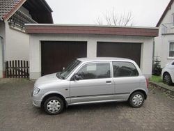 Silber Gebraucht 2003 Daihatsu Cuore Kleinwagen | 1.990 € (Fairer Preis)