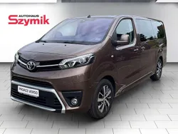 Barriquebraun Gebraucht 2023 Toyota Proace Verso Team Kombi | 38.650 € (Guter Preis)