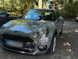 Grau Gebraucht 2018 Mini Clubman Kombi | 13.500 €