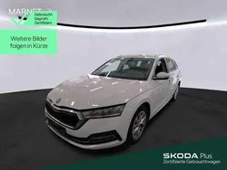 Candyweiß Gebraucht 2023 Skoda Octavia Style Kombi | 26.430 € (Fairer Preis)