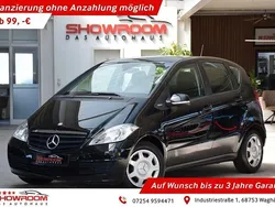 Schwarz (kosmosschwarz metalliclack) Gebraucht 2010 Mercedes A160 Limousine | 5.900 € (Fairer Preis)