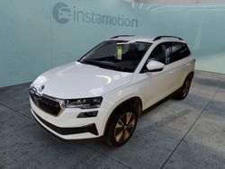 Weiß Gebraucht 2024 Skoda Karoq Ambition SUV | 27.353 € (Superpreis)