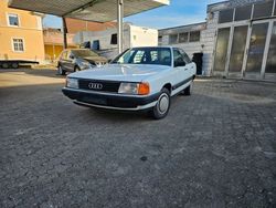Weiß Gebraucht 1987 Audi 100 Limousine | 3.900 €