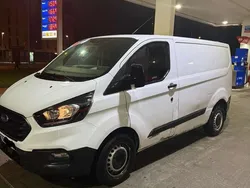 Weiß Gebraucht 2019 Ford Transit Kombi | 6.899 €