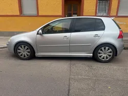 Grau Gebraucht 2006 VW Golf V Limousine | 3.500 € (Fairer Preis)