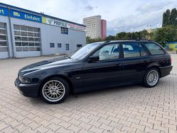 Schwarz Gebraucht 1999 BMW 528 Basis Kombi | 3.500 €