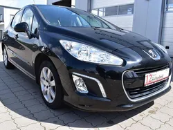 Schwarz Gebraucht 2012 Peugeot 308 Active Limousine | 7.200 € (Teuer)