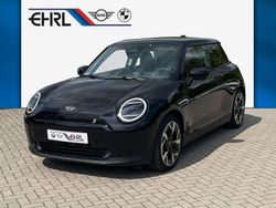 Schwarz Gebraucht 2024 Mini Cooper SE Kleinwagen | 34.940 € (Teuer)