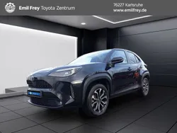 Mysticschwarz mica Gebraucht 2023 Toyota Yaris Cross Team SUV | 22.990 € (Superpreis)