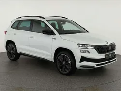 Moon weiß perleffekt Neu 2025 Skoda Karoq SportLine SUV | 38.595 € (Fairer Preis)