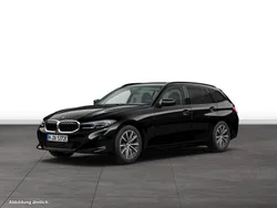 Schwarz Gebraucht 2024 BMW 330e Comfort Edition Kombi | 49.424 € (Etwas zu teuer)