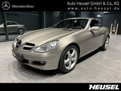 Cubanitsilber metallic Gebraucht 2005 Mercedes SLK350 Cabrio | 24.900 €