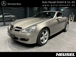 Cubanitsilber metallic Gebraucht 2005 Mercedes SLK350 Cabrio | 24.900 €