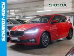 Velvetrot premium metallic Gebraucht 2024 Skoda Fabia Drive Kleinwagen | 23.960 € (Teuer)