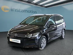 Schwarz Gebraucht 2024 VW Touran Van / Kleinbus | 32.999 € (Fairer Preis)