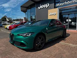 Grün Neu 2025 Alfa Romeo Giulia Quadrifoglio Limousine | 81.980 € (Superpreis)