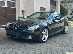 Schwarz Gebraucht 2010 Mercedes SLK200 Cabrio | 9.700 € (Fairer Preis)