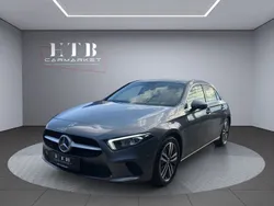 Grau Gebraucht 2018 Mercedes A200 Limousine | 18.590 € (Fairer Preis)