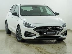 Weiß Gebraucht 2021 Hyundai i30 Edition 30+ Limousine | 15.700 € (Fairer Preis)