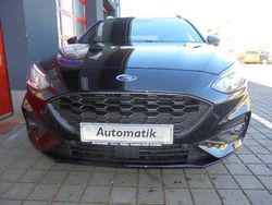 Schwarz Gebraucht 2020 Ford Focus ST-Line Kombi | 17.990 € (Fairer Preis)