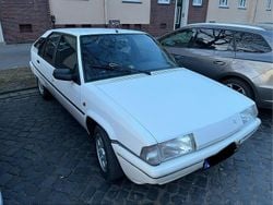 Weiß Gebraucht 1989 Citroën BX Kleinwagen | 2.450 €