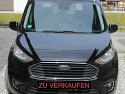 Schwarz Gebraucht 2019 Ford Tourneo Connect Titanium Van / Kleinbus | 16.800 € (Fairer Preis)