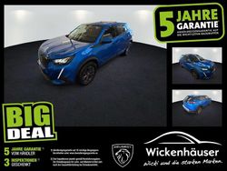 Blau/typ aussenverkleidung met Gebraucht 2021 Peugeot 2008 Active SUV | 17.490 € (Etwas zu teuer)