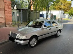Silber Gebraucht 1996 Mercedes C180 Classic Limousine | 2.500 € (Guter Preis)
