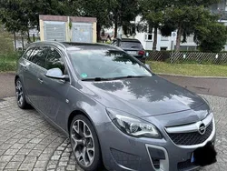 Grau Gebraucht 2015 Opel Insignia OPC Kombi | 10.950 € (Fairer Preis)