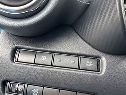 Rot Gebraucht 2020 Nissan Juke Tekna SUV | 18.300 € (Fairer Preis)