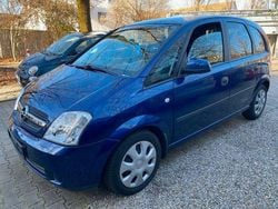 Blau Gebraucht 2004 Opel Meriva Van / Kleinbus | 1.899 € (Guter Preis)