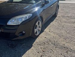 Schwarz Gebraucht 2009 Renault Mégane III Dynamique Limousine | 4.400 € (Etwas zu teuer)