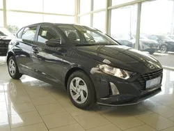 Grau Neu 2025 Hyundai i20 Limousine | 17.410 € (Guter Preis)