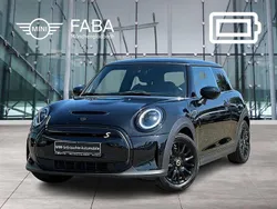 Schwarz Gebraucht 2022 Mini Cooper SE Hatch Kleinwagen | 18.450 € (Fairer Preis)