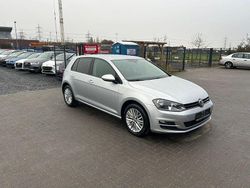 Silber Gebraucht 2014 VW Golf VII Cup Limousine | 11.999 € (Fairer Preis)