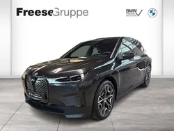 Grau Gebraucht 2023 BMW iX SUV | 46.990 € (Guter Preis)