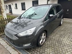 Grau Gebraucht 2016 Ford C-MAX Titanium Van / Kleinbus | 9.000 € (Superpreis)