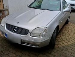 Silber Gebraucht 1999 Mercedes SLK230 Cabrio | 8.000 € (Teuer)