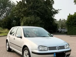 Grau Gebraucht 2002 VW Golf IV Kleinwagen | 450 € (Superpreis)
