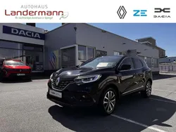 Black pearlschwarz metallic Gebraucht 2021 Renault Kadjar Black Edition SUV | 21.990 € (Teuer)