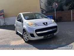 Grau Gebraucht 2009 Peugeot 107 Filou Kleinwagen | 3.990 € (Fairer Preis)