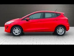 Rot Gebraucht 2018 Ford Fiesta Kleinwagen | 7.500 € (Guter Preis)
