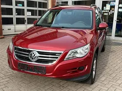 Rot Gebraucht 2009 VW Tiguan Track & Field SUV | 6.800 € (Fairer Preis)